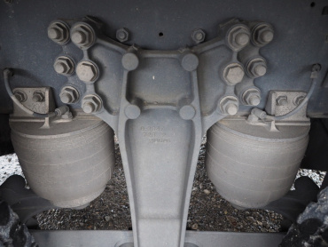 いすゞ ギガ ウイング車 大型 QKG-CYJ77A 年式 H27 [写真46]