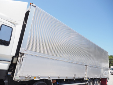 いすゞ ギガ ウイング車 大型 QKG-CYJ77A 年式 H27 [写真15]