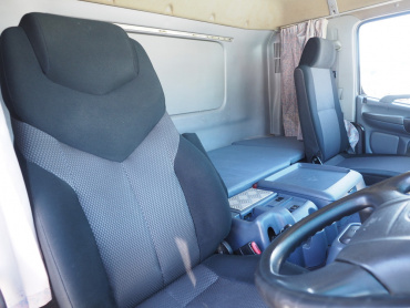 日野 グランドプロフィア ウイング車 大型 BKG-FW1EXYG 年式 H22 [写真32]