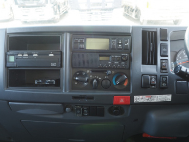 いすゞ エルフ 冷凍バン 小型 BKG-NPR85AN 年式 H23 [写真30]