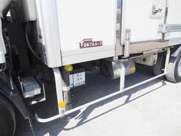 いすゞ エルフ 冷凍バン 小型 BKG-NPR85AN 年式 H23 [写真13]