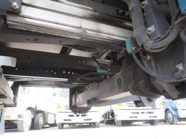 いすゞ エルフ 冷凍バン 小型 TPG-NMR85AN 年式 H27 [写真49]