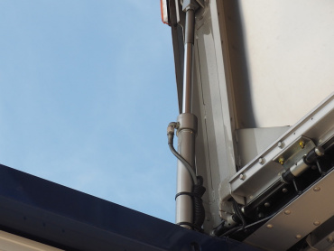 いすゞ フォワード ウイング車 中型 TKG-FRR90T2 年式 H26 [写真15]