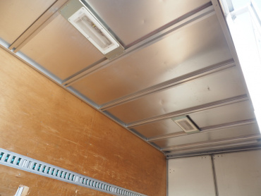 いすゞ エルフ バン車 小型 TKG-NLR85AN 年式 H24 [写真20]