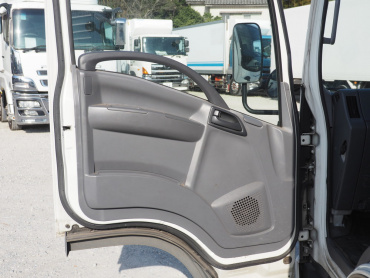 いすゞ エルフ バン車 小型 TKG-NLR85AN 年式 H24 [写真41]