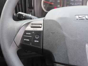 いすゞ ギガ 平ボディ 大型 QKG-CYJ77B 年式 H28 [写真31]