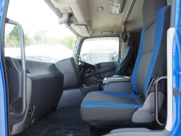 いすゞ ギガ 平ボディ 大型 QKG-CYJ77B 年式 H28 [写真39]