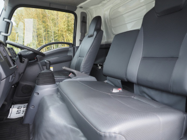 いすゞ エルフ バン車 小型 TPG-NPR85AN 年式 H27 [写真32]