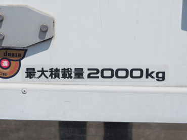 いすゞ エルフ 冷凍バン 小型 TKG-NLR85AN 年式 H24 [写真16]