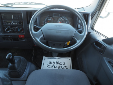 いすゞ エルフ 冷凍バン 小型 TKG-NLR85AN 年式 H24 [写真18]