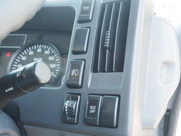 いすゞ エルフ バン車 小型 TRG-NLR85AN 年式 H27 [写真32]