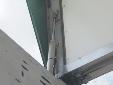 日野 グランドプロフィア ウイング車 大型 BKG-FW1EXYG 年式 H22 [写真23]