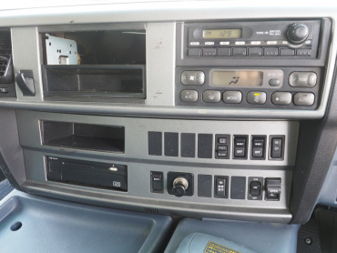 日野 グランドプロフィア ウイング車 大型 BKG-FW1EXYG 年式 H22 [写真42]