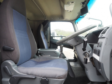 三菱ふそう ファイター ウイング車 中型 TKG-FK64F 年式 H26 [写真37]