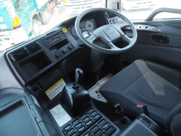 三菱ふそう スーパーグレート ウイング車 大型 QPG-FS65VZ 年式 H27 [写真41]