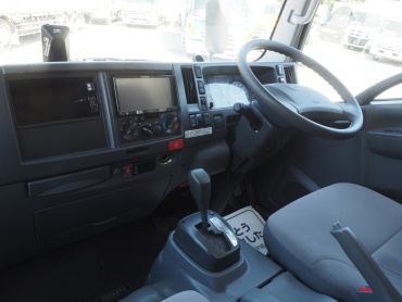 いすゞ エルフ バン車 小型 TPG-NPR85AN 年式 H28 [写真35]