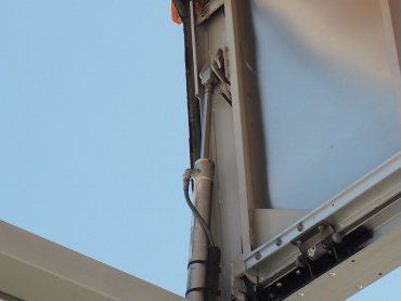 いすゞ フォワード ウイング車 中型 PKG-FRR90S2 年式 H23 [写真16]