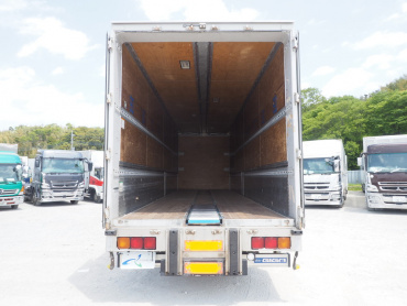 いすゞ ギガ ウイング車 大型 PDG-CYJ77W8 年式 H20 [写真25]