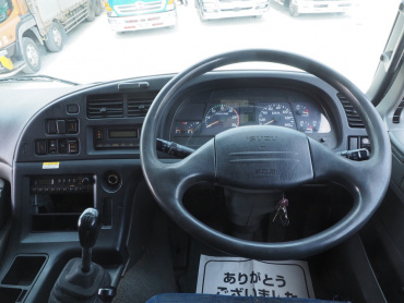いすゞ ギガ ウイング車 大型 PDG-CYJ77W8 年式 H20 [写真32]