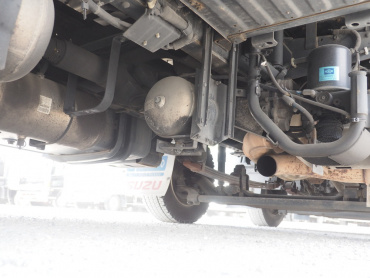 いすゞ ギガ ウイング車 大型 QKG-CYJ77A 年式 H27 [写真73]