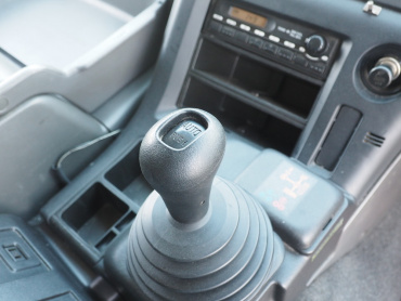 いすゞ ギガ ウイング車 大型 QKG-CYJ77A 年式 H27 [写真55]