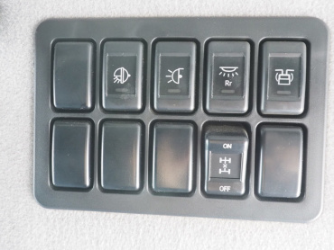 いすゞ ギガ ウイング車 大型 QKG-CYJ77A 年式 H27 [写真57]