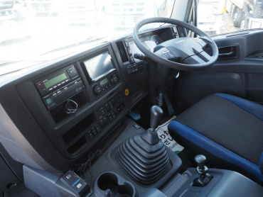 いすゞ ギガ ウイング車 大型 QKG-CYJ77B 年式 H28 [写真38]