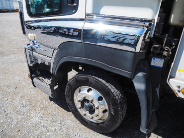 いすゞ ギガ ウイング車 大型 QKG-CYJ77A 年式 H25 [写真10]