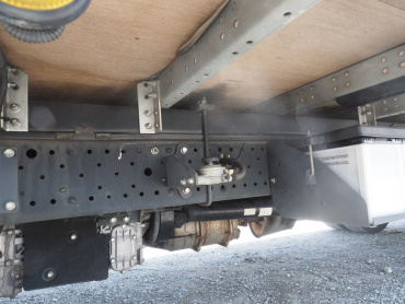 いすゞ エルフ バン車 小型 TKG-NLR85AN 年式 H26 [写真34]