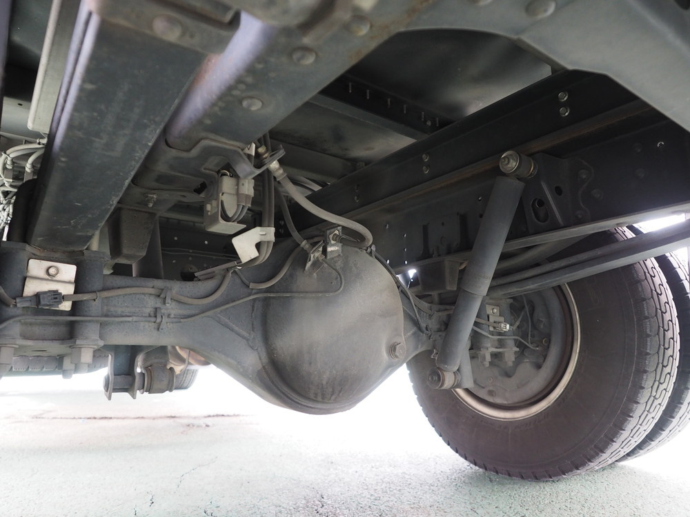 いすゞ エルフ ウイング車 小型 TKG-NPR85AN 年式 H25[写真44]