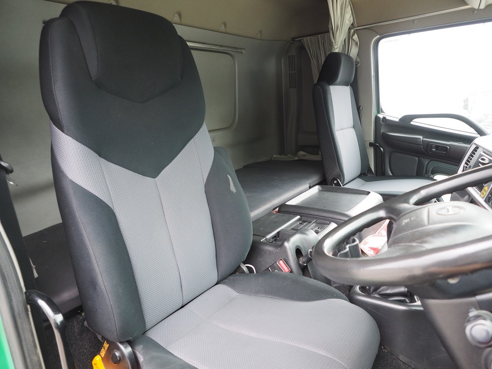 日野 グランドプロフィア 平ボディ 大型 QKG-FW1EXBG 年式 H24[写真25]