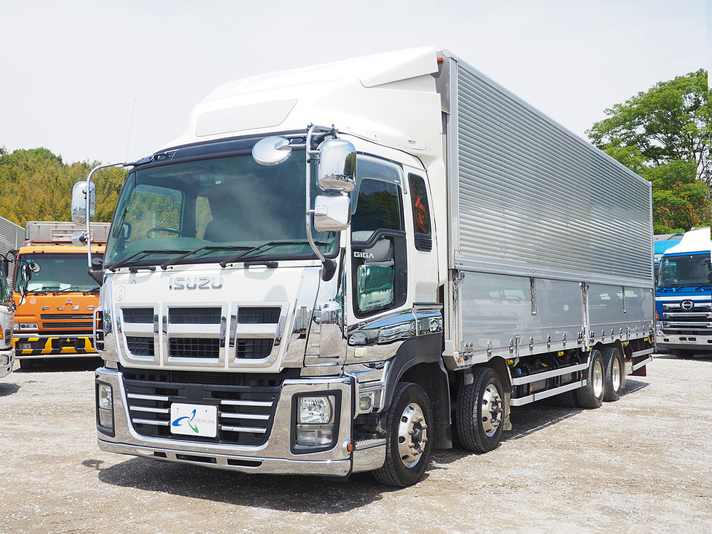 いすゞ ギガ ウイング車 大型 QKG-CYJ77A 年式 H25[写真01]