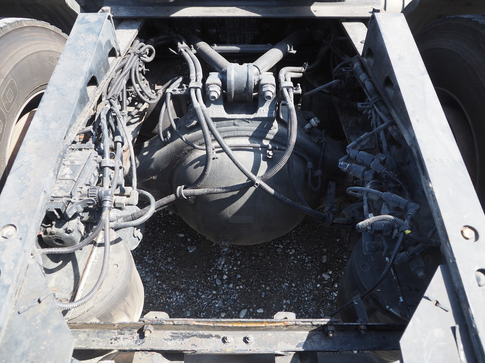 いすゞ ギガ トラクタ 大型 LKG-EXD52AD 年式 H23[写真36]