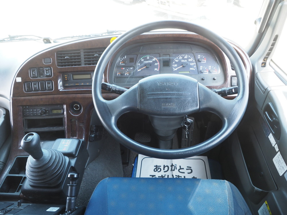 いすゞ ギガ トラクタ 大型 LKG-EXD52AD 年式 H23[写真25]