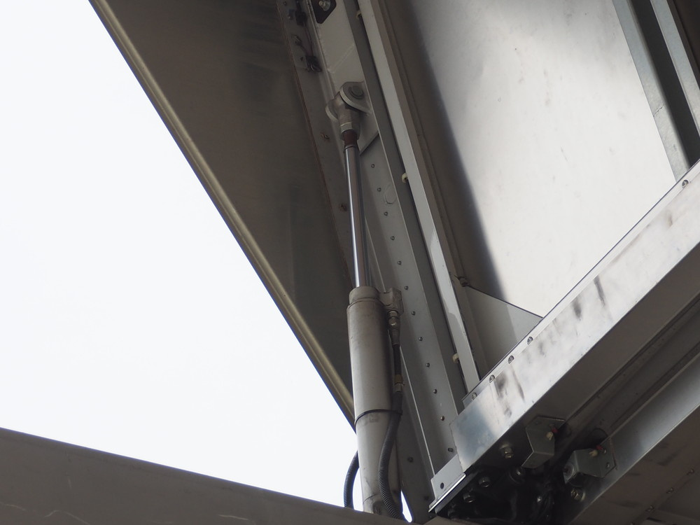 日野 グランドプロフィア ウイング車 大型 BDG-FW1EXYG 年式 H22[写真10]