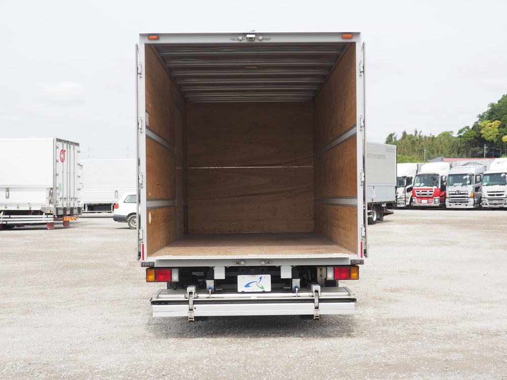 いすゞ エルフ バン車 小型 TRG-NPR85AN 年式 H29[写真19]