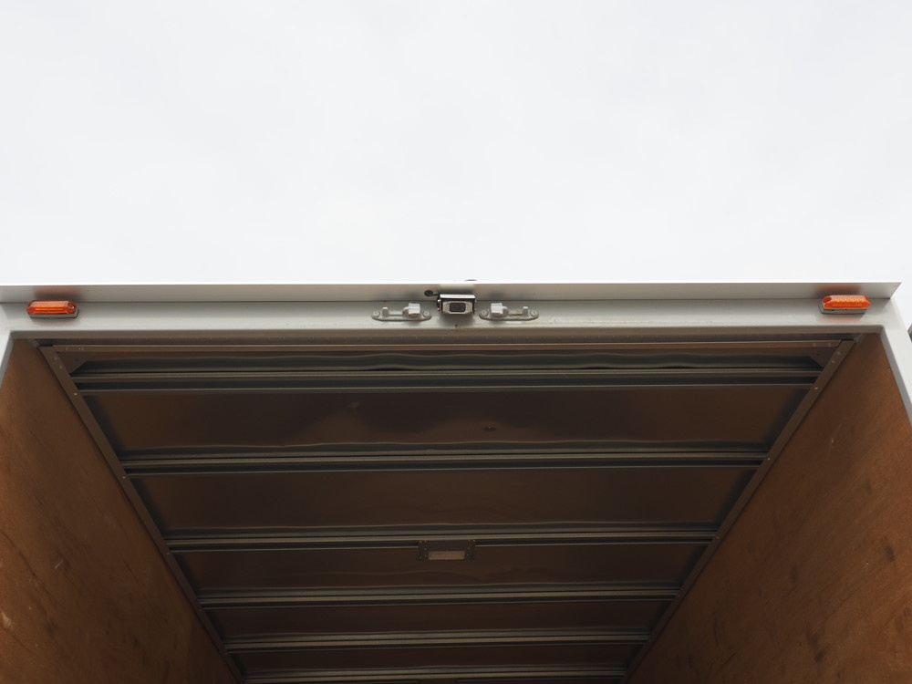 いすゞ エルフ バン車 小型 TRG-NPR85AN 年式 H29[写真24]