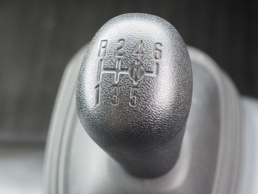 いすゞ エルフ バン車 小型 TRG-NPR85AN 年式 H29[写真37]