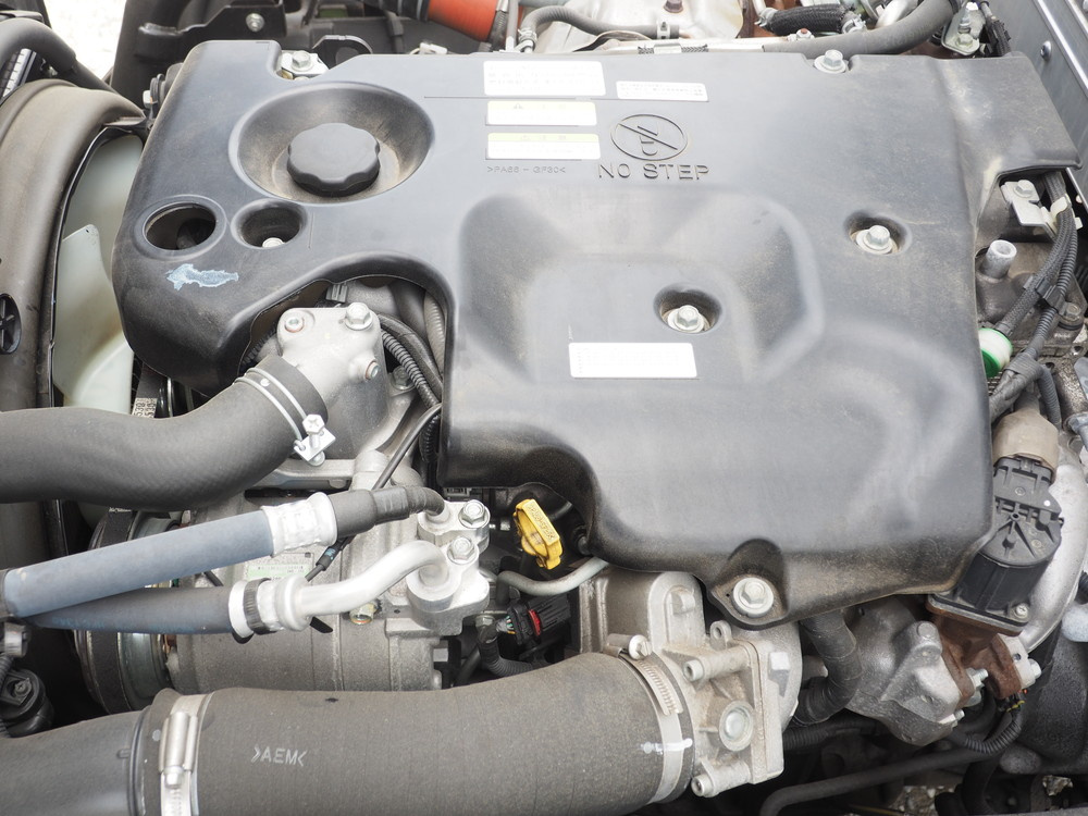 いすゞ エルフ バン車 小型 TRG-NPR85AN 年式 H29[写真52]