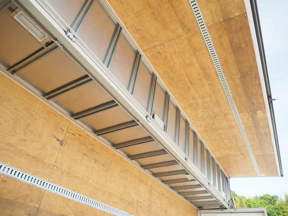 三菱ふそう スーパーグレート ウイング車 大型 QPG-FS64VZ 年式 H28[写真17]