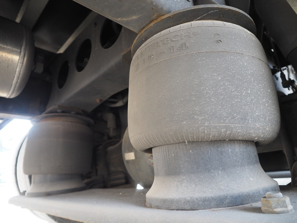 三菱ふそう スーパーグレート ウイング車 大型 QPG-FS64VZ 年式 H28[写真35]