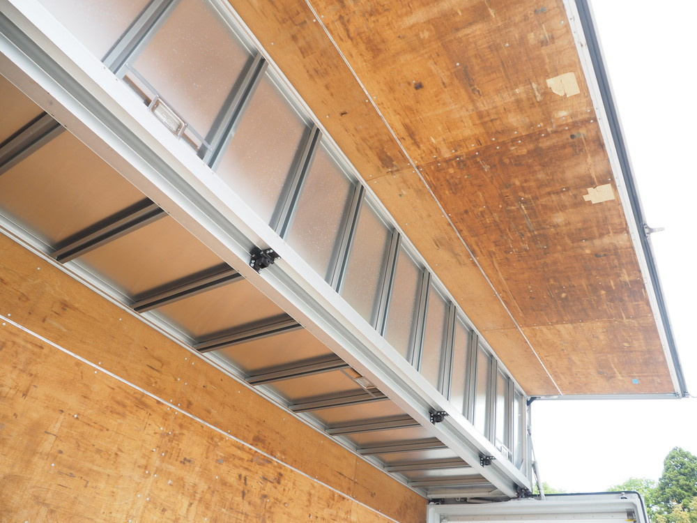 いすゞ フォワード ウイング車 中型 TKG-FRR90T2 年式 H25[写真21]