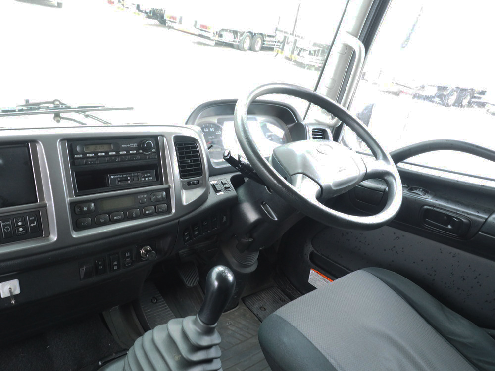 日野 レンジャー 冷凍ウイング 中型 TKG-FD7JLAA 年式 H27[写真40]