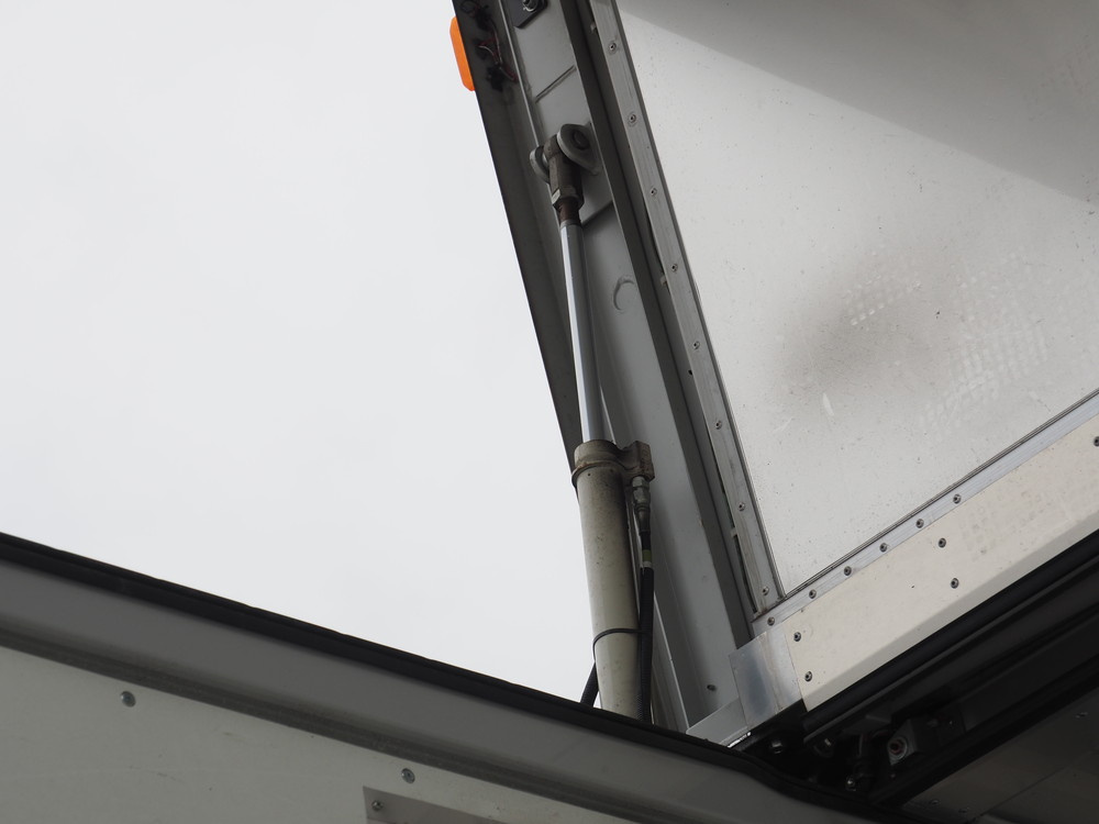 日野 レンジャー 冷凍ウイング 中型 TKG-FD7JLAA 年式 H27[写真21]