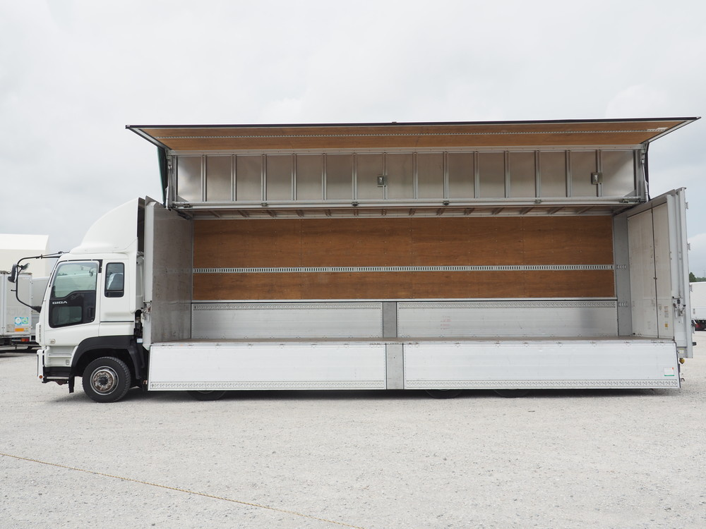 いすゞ ギガ ウイング車 大型 QKG-CYJ77A 年式 H26[写真21]