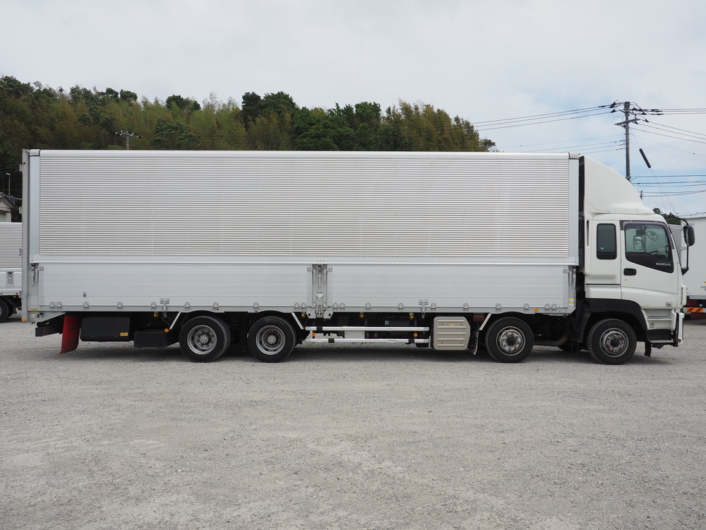 いすゞ ギガ ウイング車 大型 QKG-CYJ77A 年式 H26[写真08]