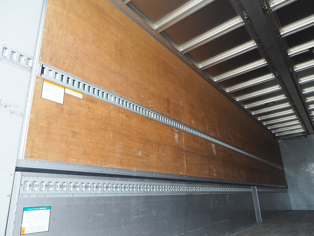 いすゞ ギガ ウイング車 大型 QKG-CYJ77A 年式 H26[写真33]