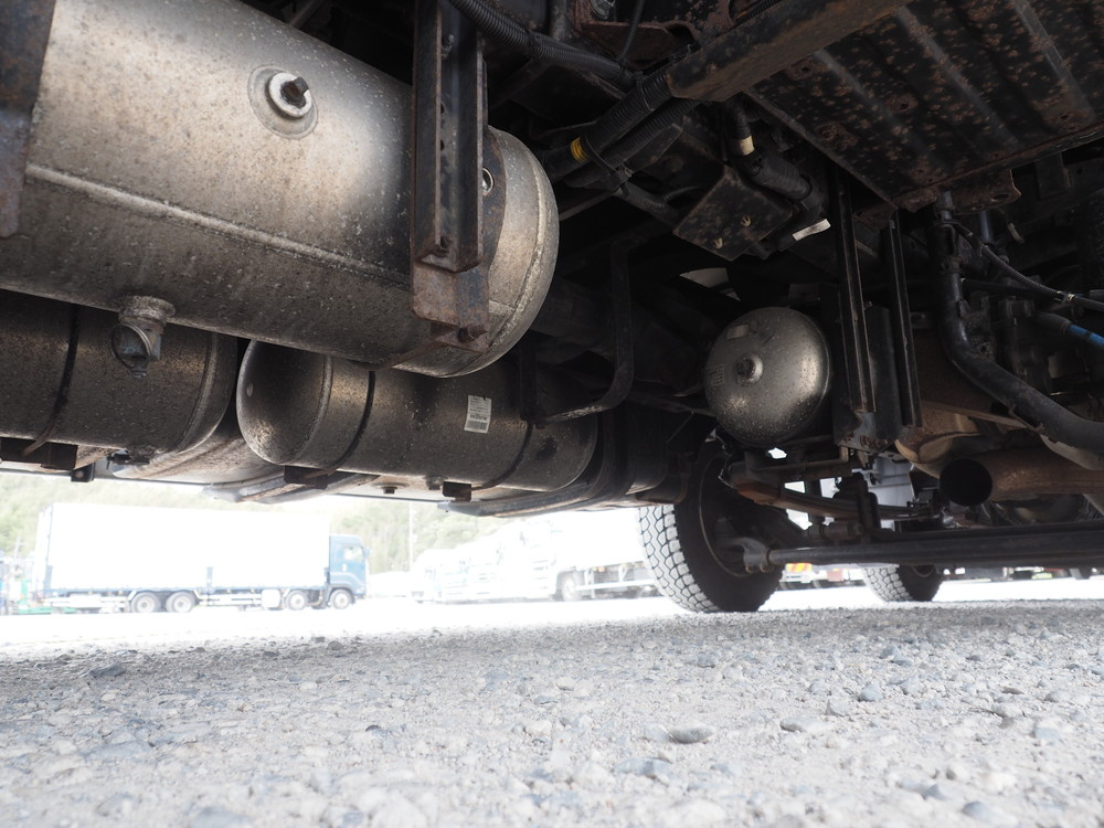 いすゞ ギガ ウイング車 大型 QKG-CYJ77A 年式 H26[写真53]