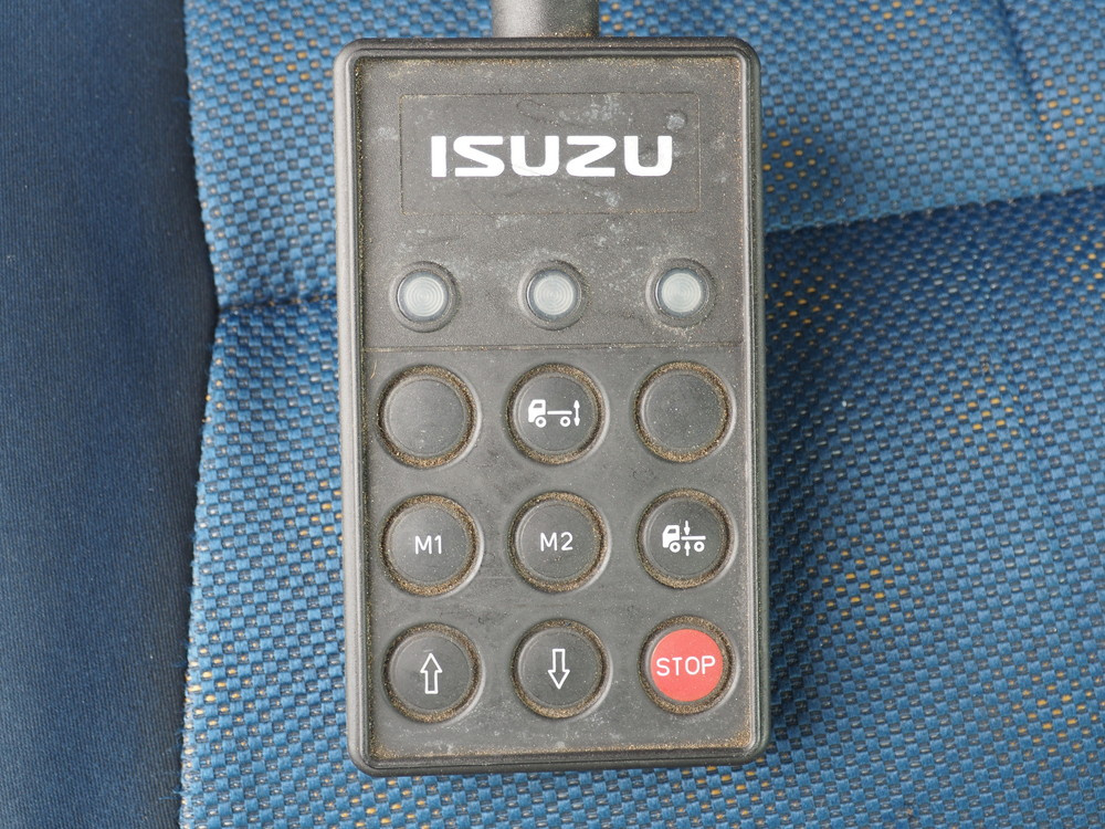 いすゞ ギガ ウイング車 大型 QKG-CYJ77A 年式 H26[写真43]