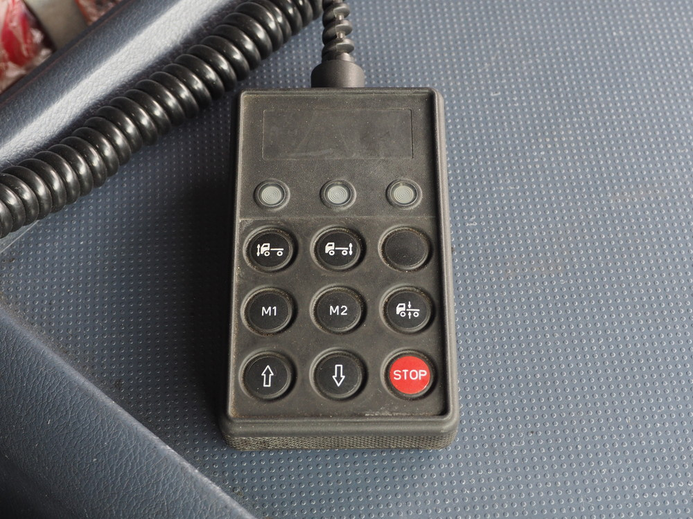 日野 グランドプロフィア ウイング車 大型 BDG-FW1EXYJ 年式 H20[写真39]